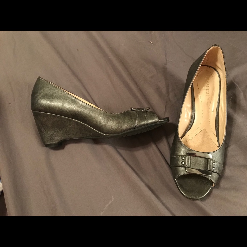 Naturalizer wedges, open toe
